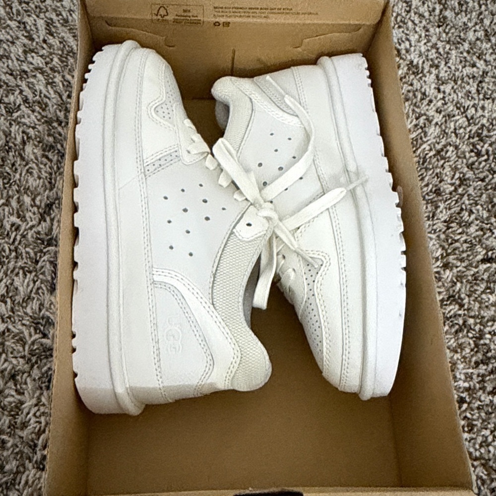 UGG W HIGHLAND SNEAKER - Picture 4 of 6